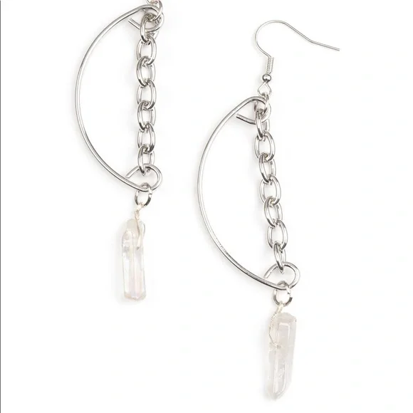 Yin to My Yang - White Earrings - Picture 1 of 2